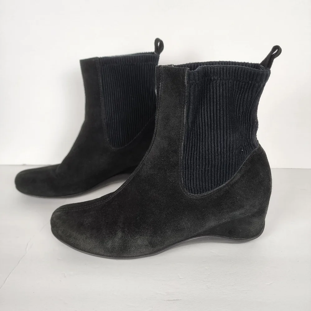 Aquatalia suede ankle wedge booties, size 8
